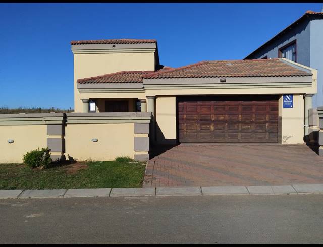 3 BEDROOM HOUSE FOR SALE IN GOLDEN GARDENS